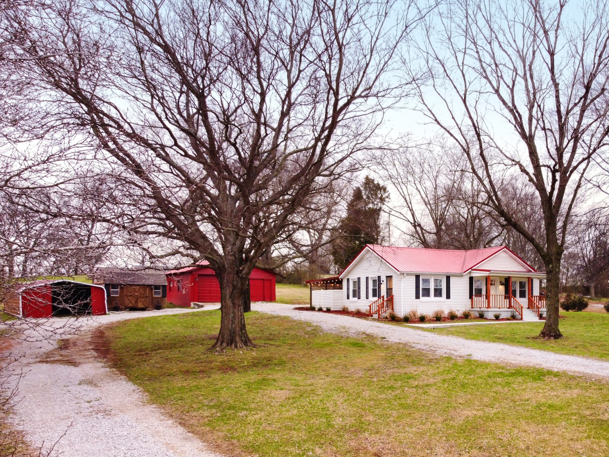 1044 South Cross Bridges Road Mount Pleasant, TN 38474 - Photo 1 of 25 Gallery Image 1
