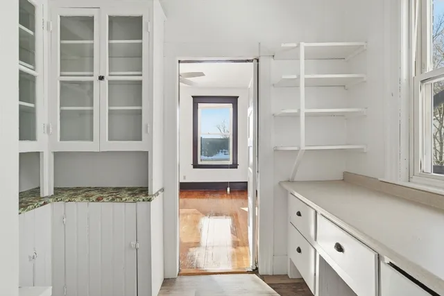 $2,100 | 44 Bardwell Street, Unit 3L, South Hadley, MA 01075