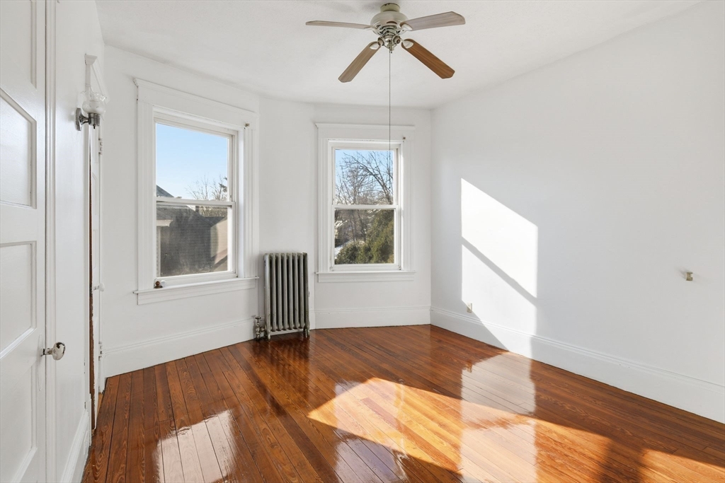 44 Bardwell Street, Unit 3L South Hadley, MA 01075 - Photo 10 of 12