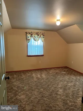 $2,700 | 682 Georgetown Road, Ronks, PA 17572