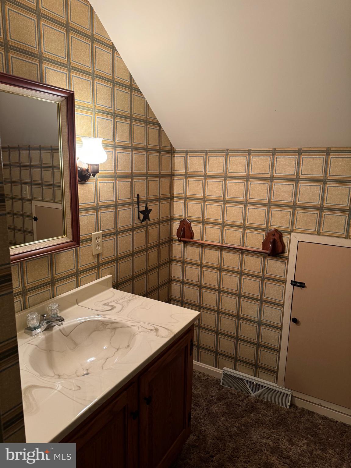 682 Georgetown Road Ronks, PA 17572 - Photo 17 of 21