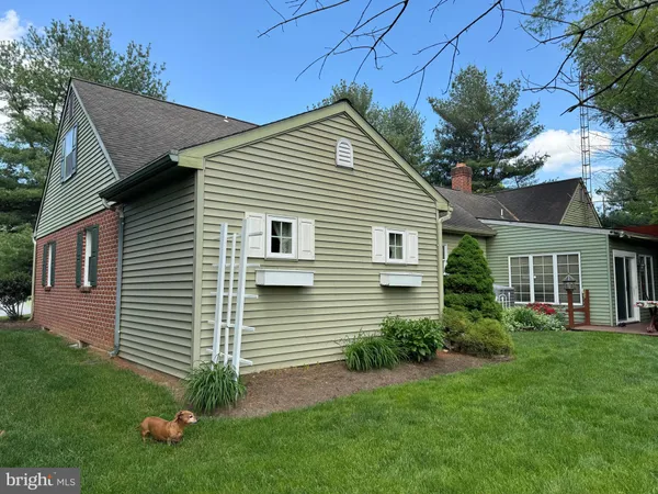 $2,700 | 682 Georgetown Road, Ronks, PA 17572