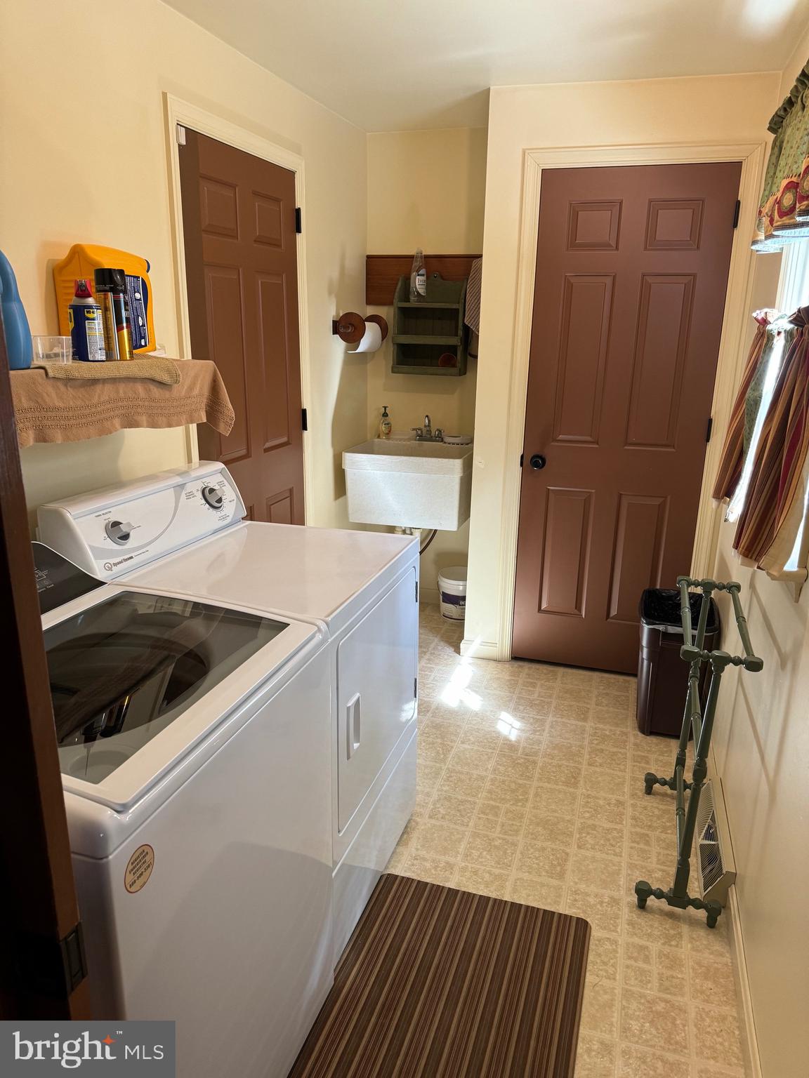 682 Georgetown Road Ronks, PA 17572 - Photo 6 of 21