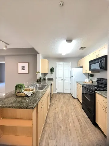 $738,800 | 1550 Technology Drive, Unit 1099, San Jose, CA 95110