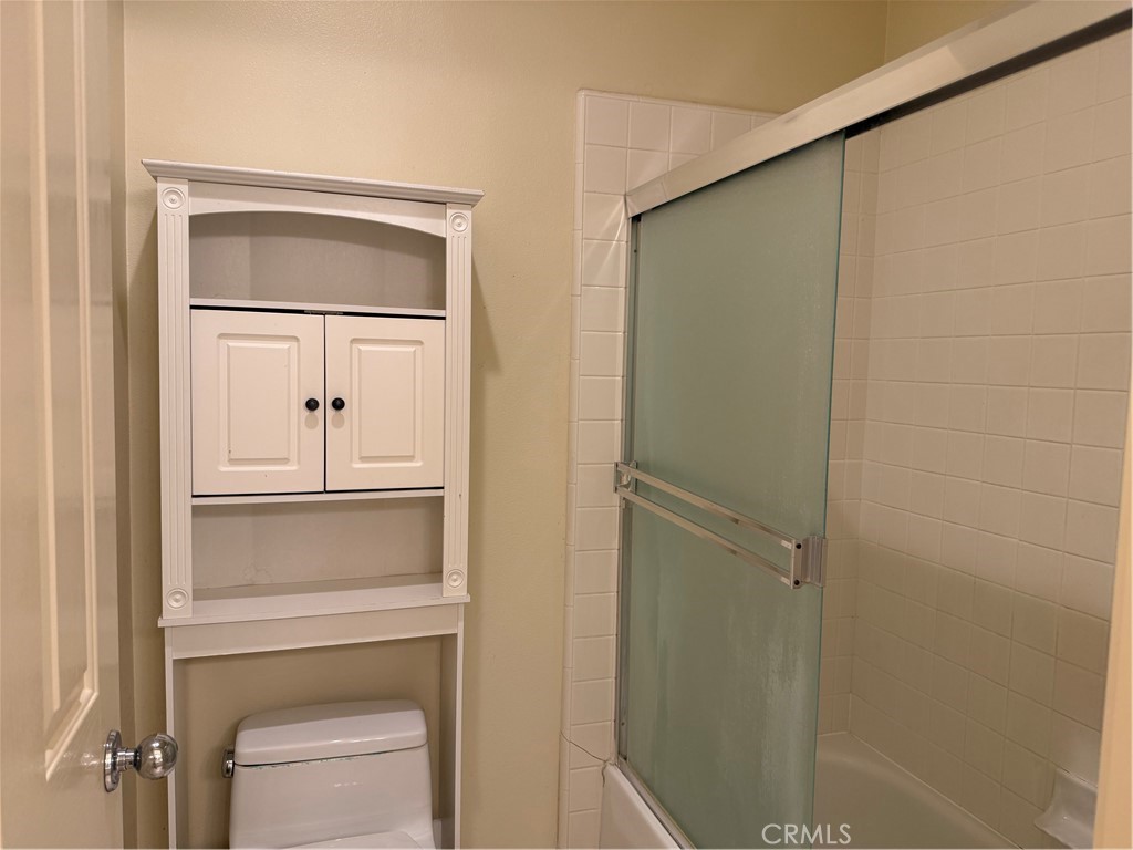 16 Del Ventura Irvine, CA 92606 - Photo 12 of 15