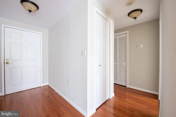 $295,000 | 24 Courthouse Square, Unit 212, Rockville, MD 20850