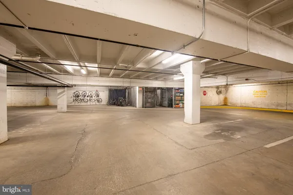 $295,000 | 24 Courthouse Square, Unit 212, Rockville, MD 20850