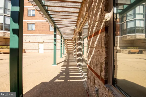 $295,000 | 24 Courthouse Square, Unit 212, Rockville, MD 20850