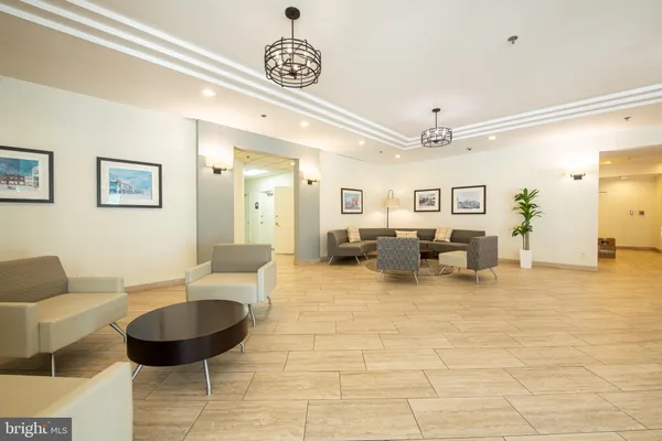 $295,000 | 24 Courthouse Square, Unit 212, Rockville, MD 20850