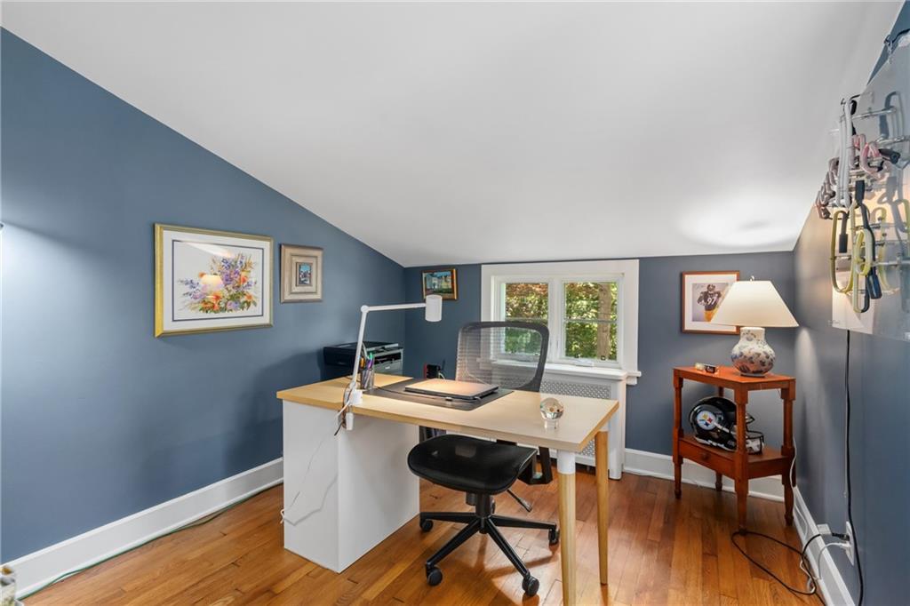 119 Byron Road Pittsburgh, PA 15237 - Photo 14 of 36 Den off of the kitchen makes for a great home office!