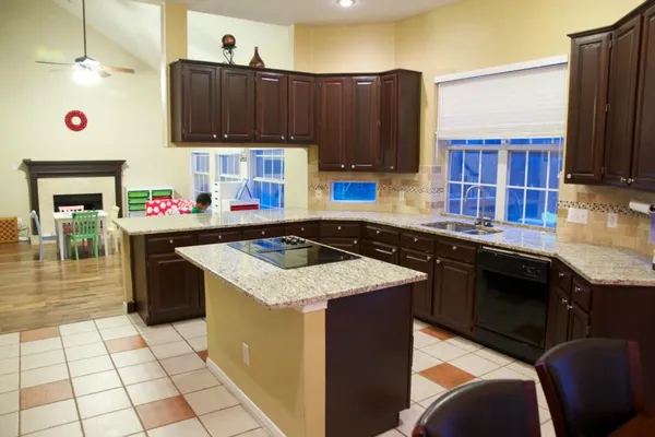 $2,800 | 11580 Cedarcliffe Drive, Austin, TX 78750