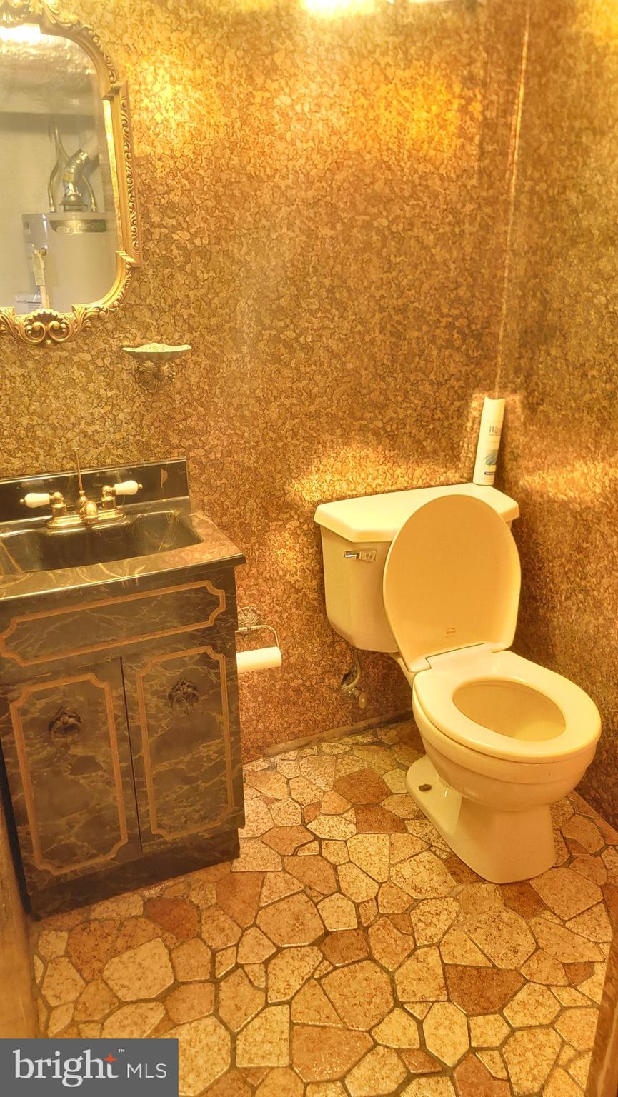 6024 Reach Street Philadelphia, PA 19111 - Photo 11 of 18 a bathroom with a toilet and a shower