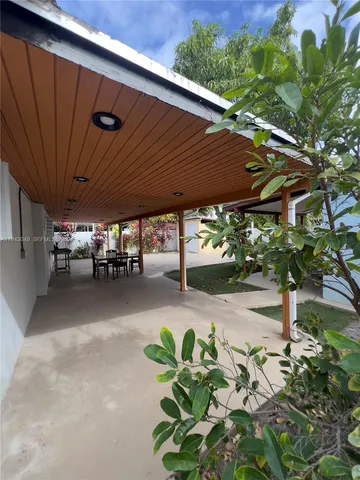 $4,200 | 2761 Southwest 33rd Court, Unit A, Miami, FL 33133