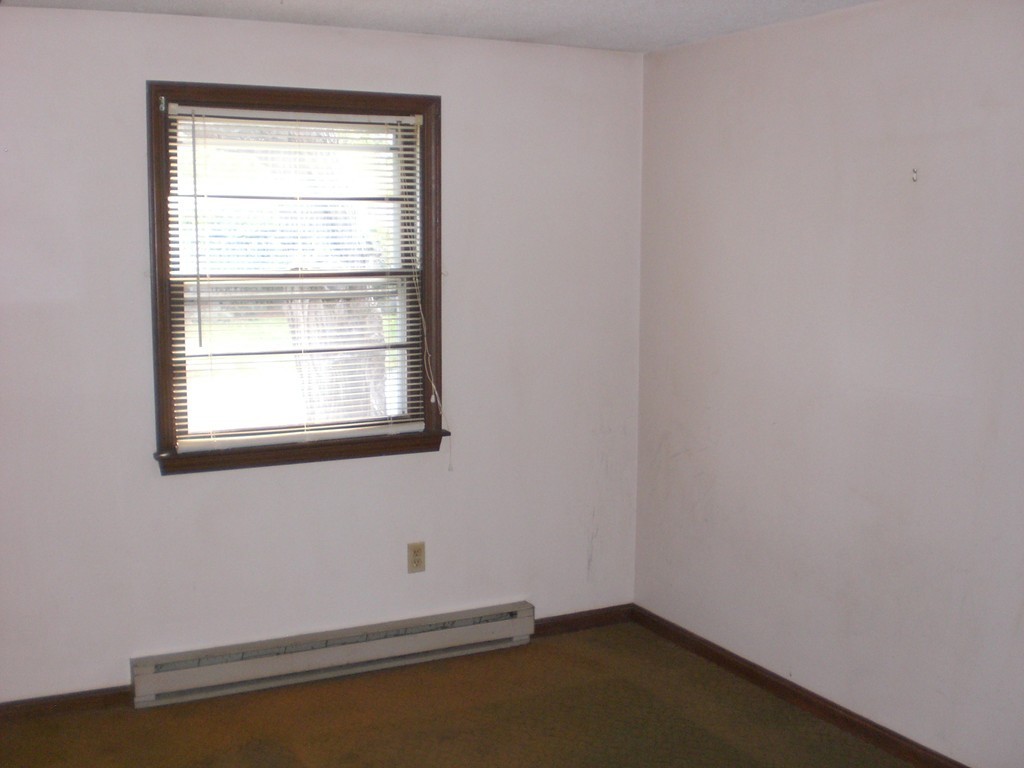 11 Bounty Road Oxford, MA 01540 - Photo 16 of 20 Gallery Image 16