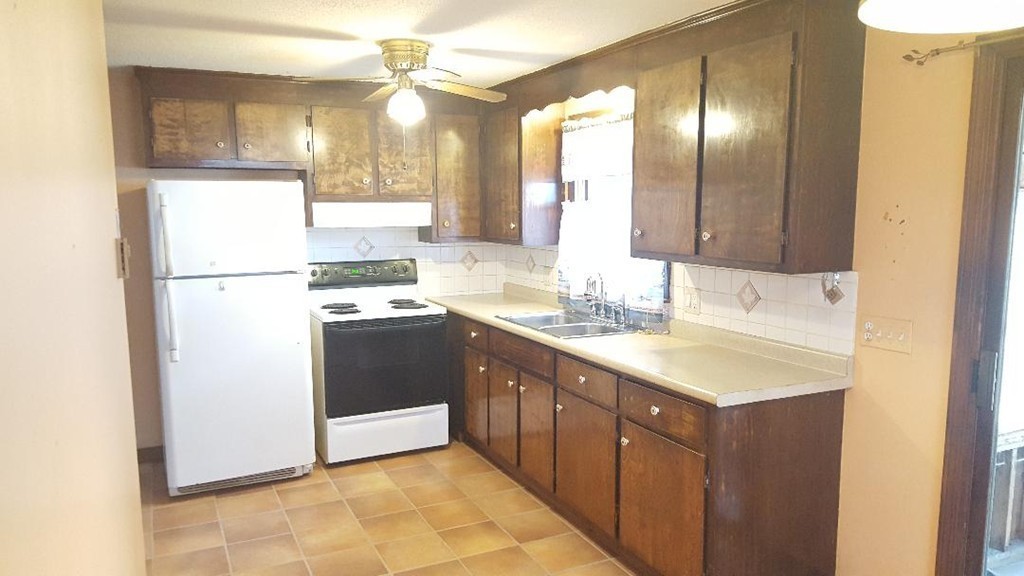 11 Bounty Road Oxford, MA 01540 - Photo 10 of 20 Gallery Image 10