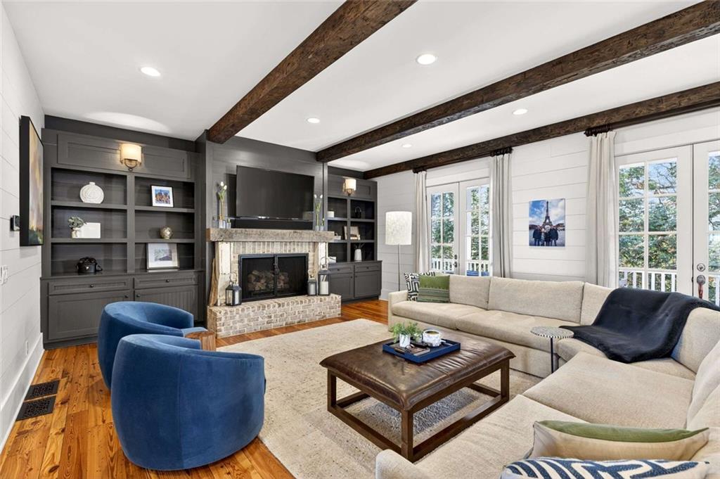 52 Woodstock Road Roswell, GA 30075 - Photo 21 of 76