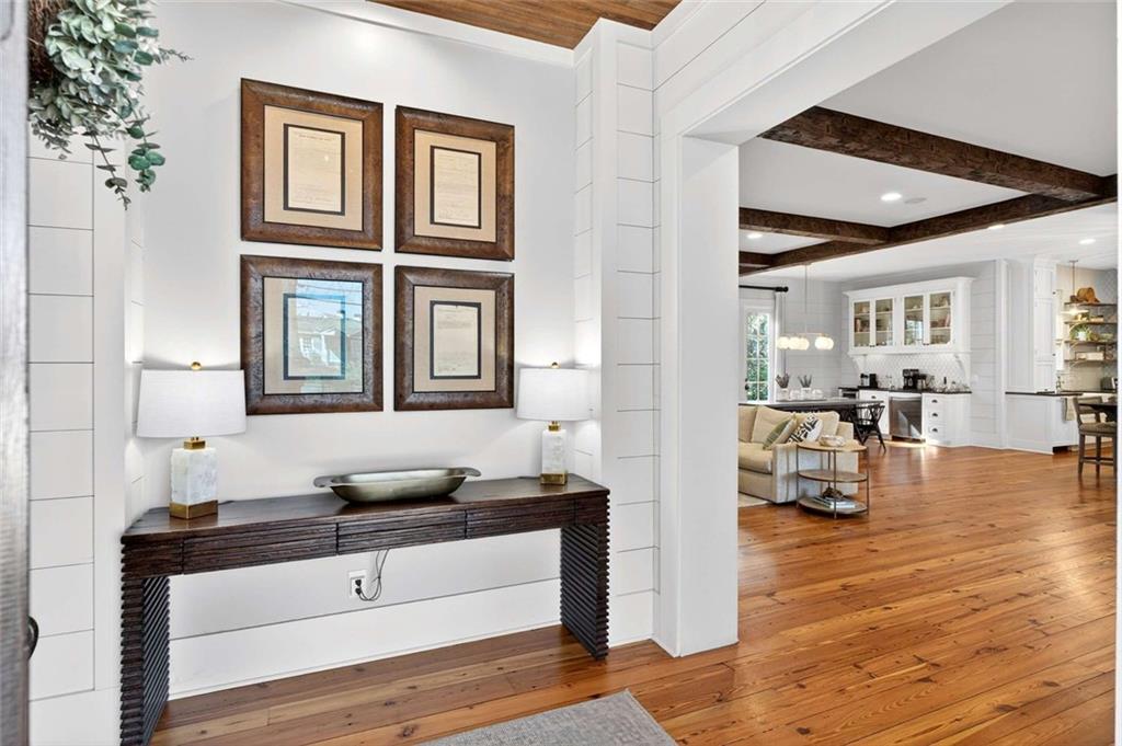 52 Woodstock Road Roswell, GA 30075 - Photo 4 of 76