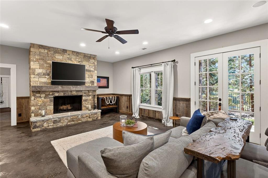 52 Woodstock Road Roswell, GA 30075 - Photo 59 of 76