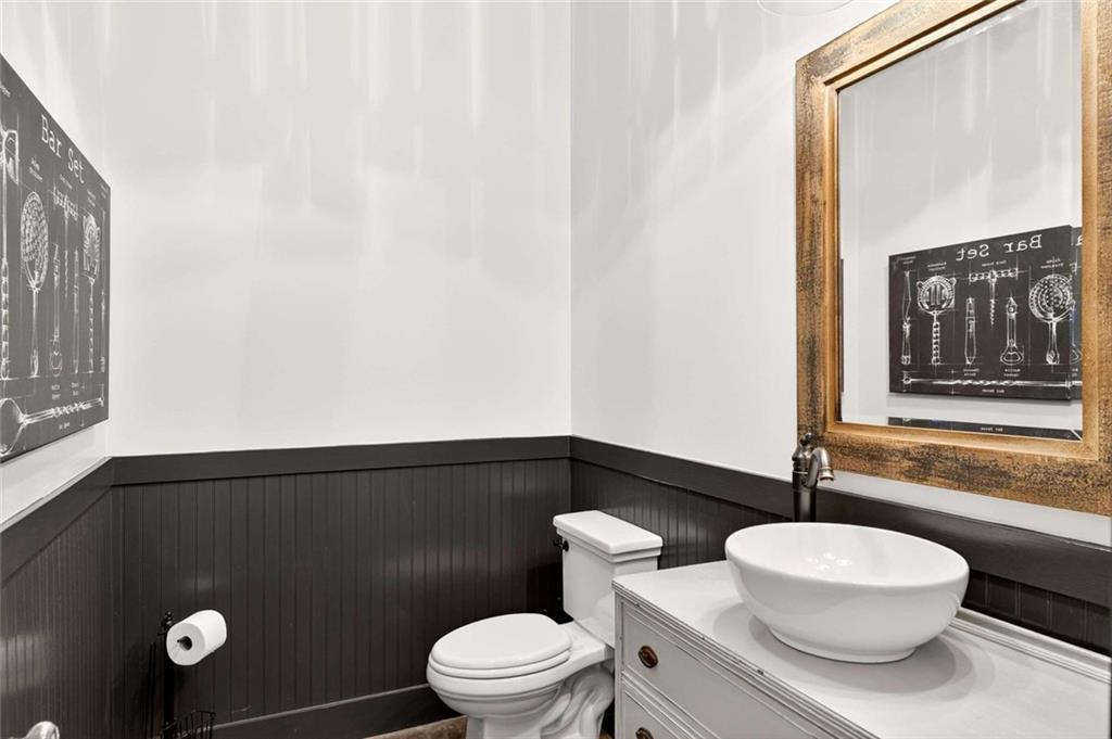 52 Woodstock Road Roswell, GA 30075 - Photo 66 of 76