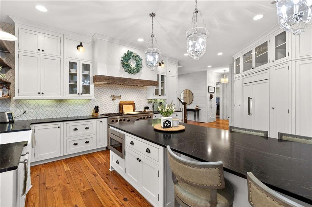 52 Woodstock Road Roswell, GA 30075 - Photo 7 of 76