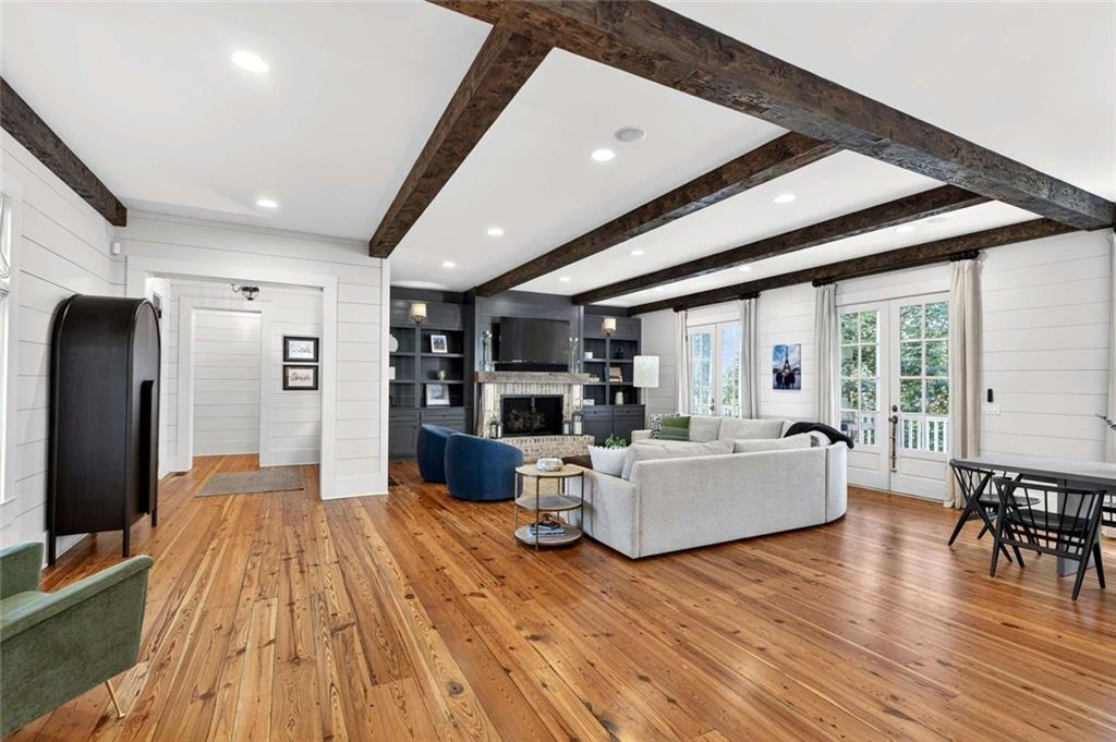 52 Woodstock Road Roswell, GA 30075 - Photo 9 of 76