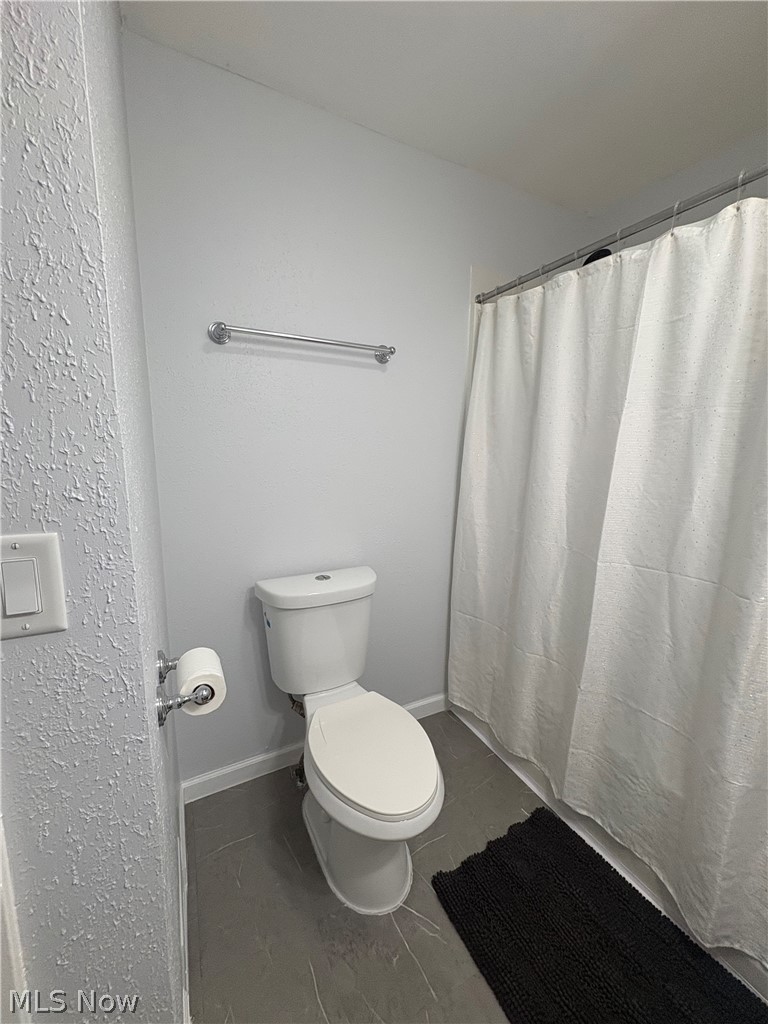 246 Hilliard Road Elyria, OH 44035 - Photo 16 of 50