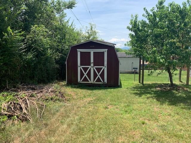 832 Hemlock Road Salem, VA 24153 - Photo 26 of 29 hem25