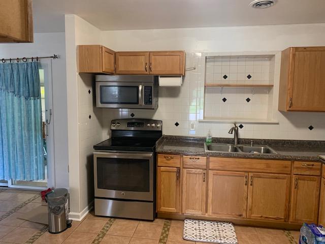 832 Hemlock Road Salem, VA 24153 - Photo 10 of 29 hem8