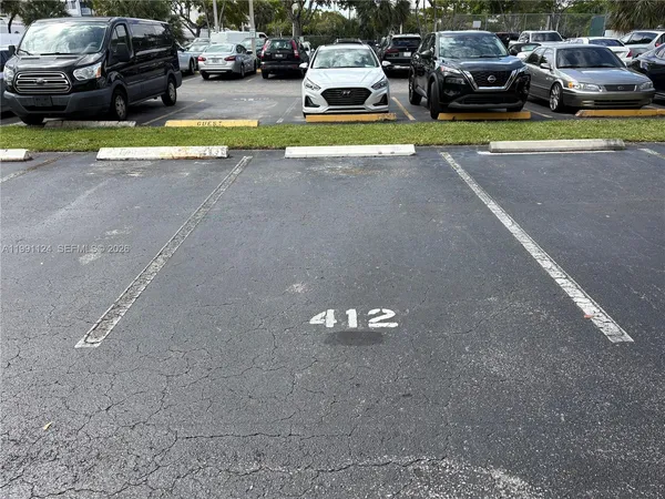 $1,950 | 2750 Northeast 183rd Street, Unit 1912, Aventura, FL 33160