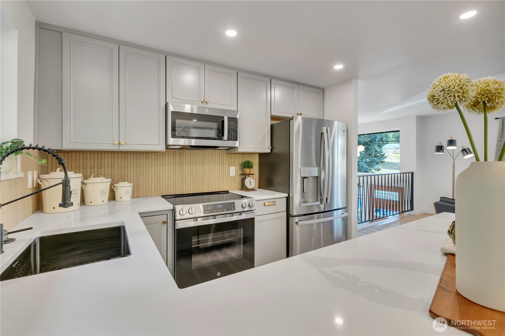 2310 Aberdeen Avenue Northeast Renton, WA 98056 - Photo 16 of 37