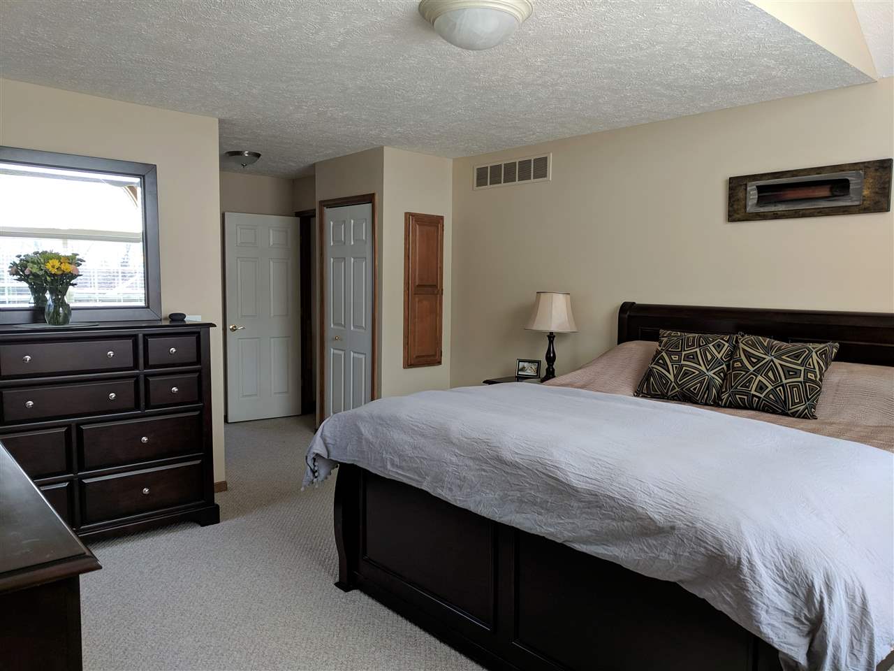 1934 Sundance Ridge Howell, MI 48843 - Photo 31 of 62 Gallery Image 31