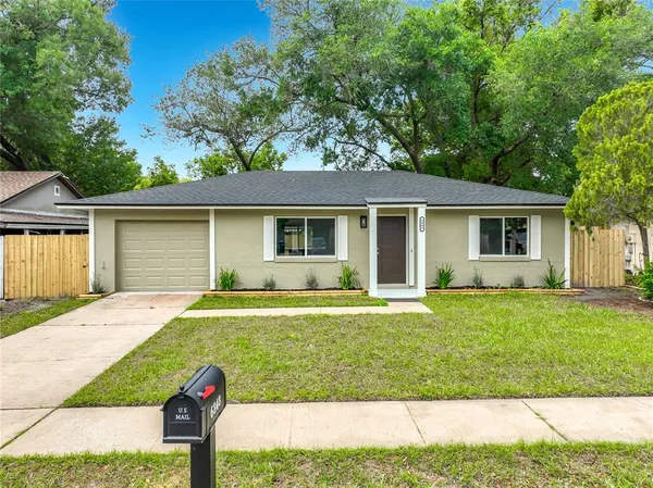 $299,900 | 6848 Compass Court, Orlando, FL 32810
