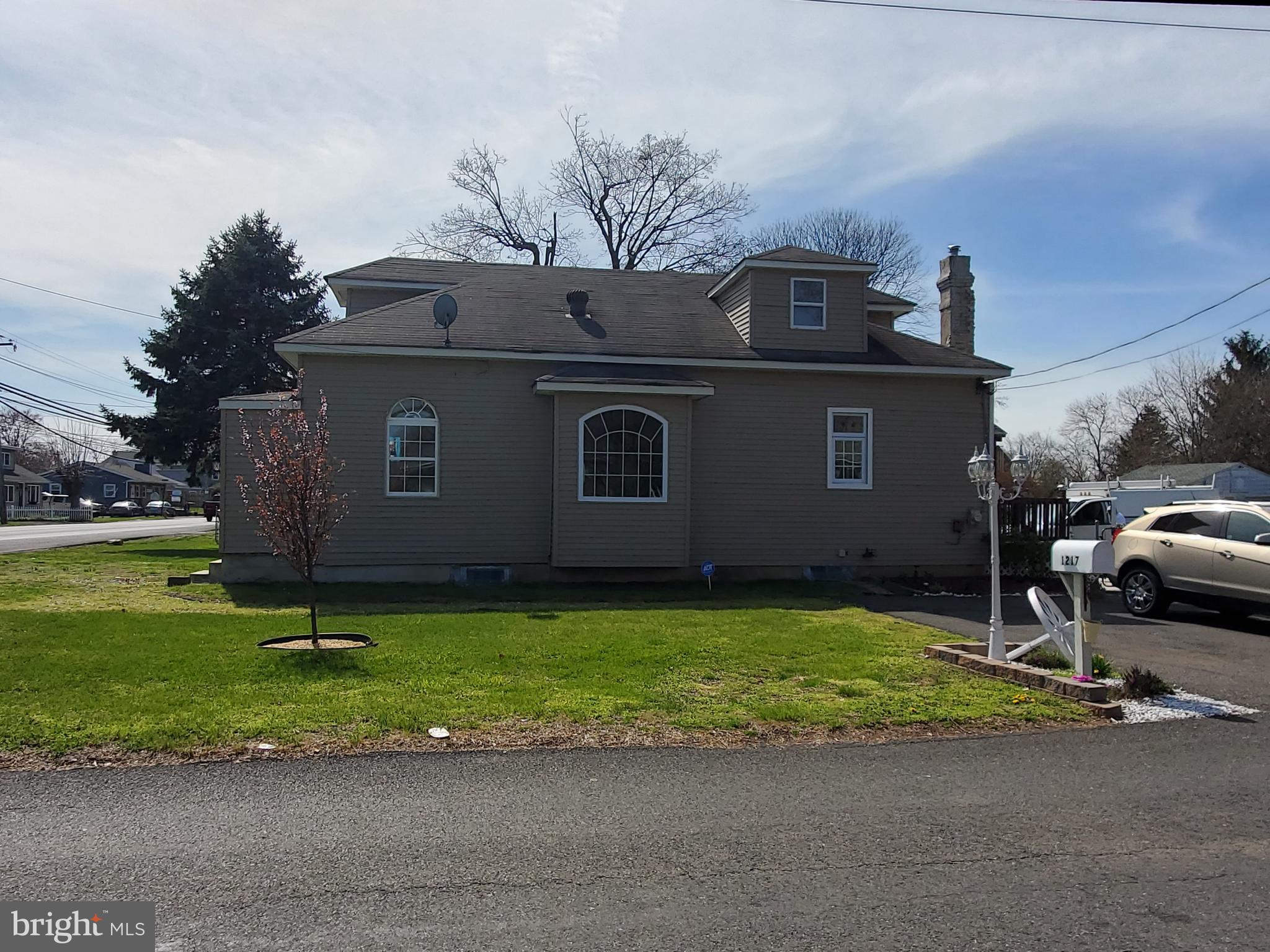 1217 State Rd. Croydon, PA 19021 - Photo 1 of 36 Gallery Image 1