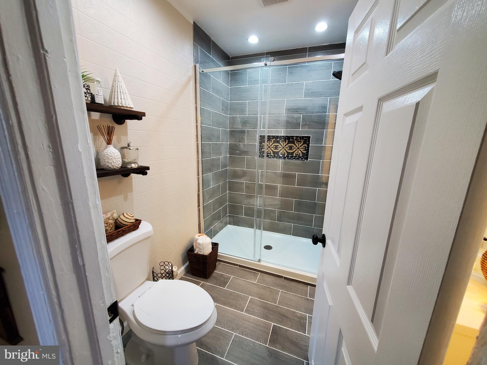 1217 State Rd. Croydon, PA 19021 - Photo 17 of 36 Gallery Image 17