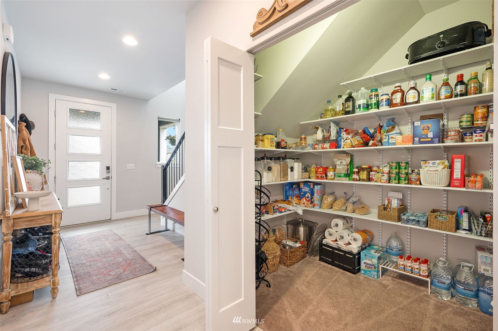 3505 200th Place Southeast Bothell, WA 98012 - Photo 2 of 40 Gallery Image 2