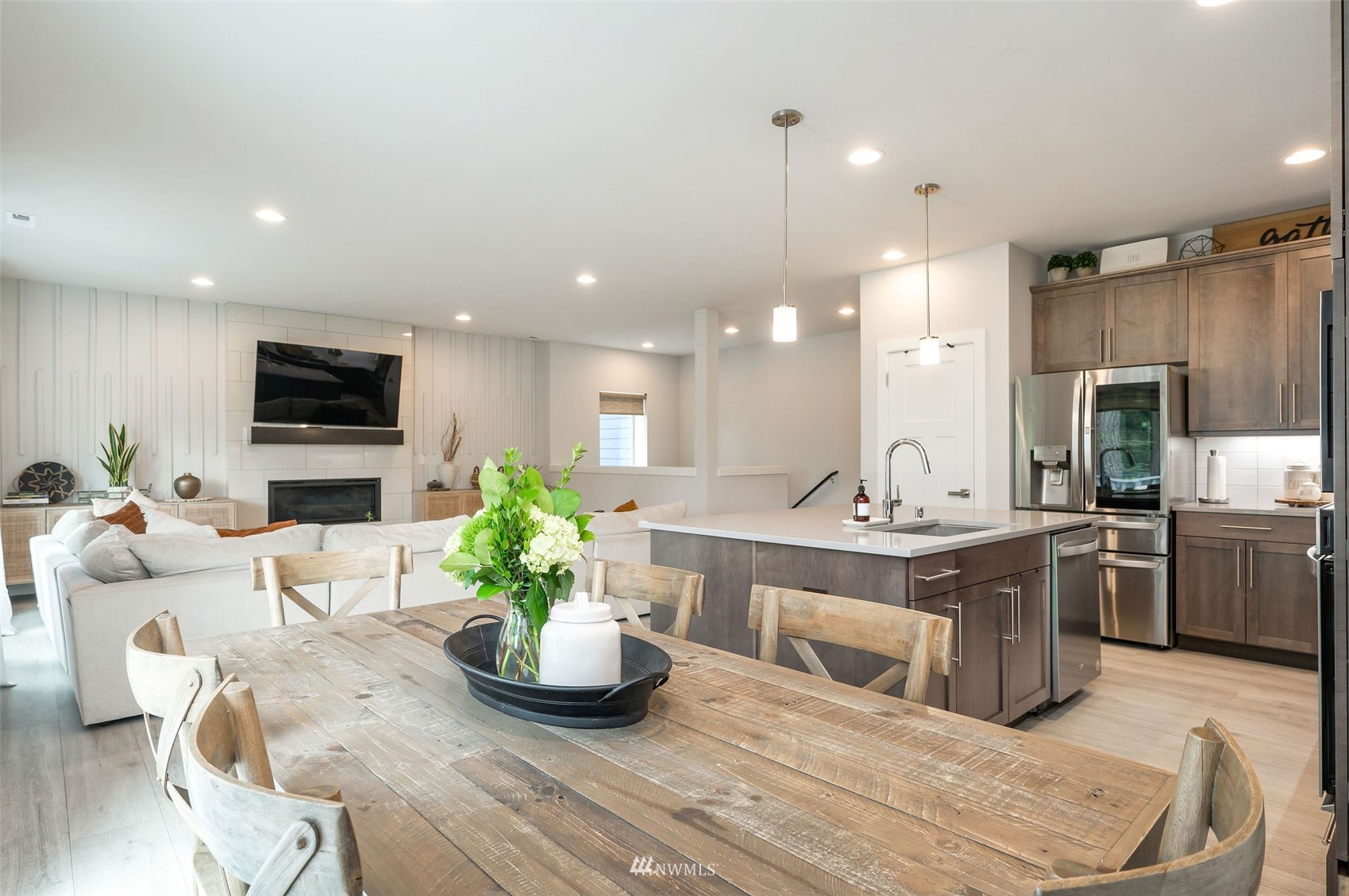 3505 200th Place Southeast Bothell, WA 98012 - Photo 7 of 40 Gallery Image 7