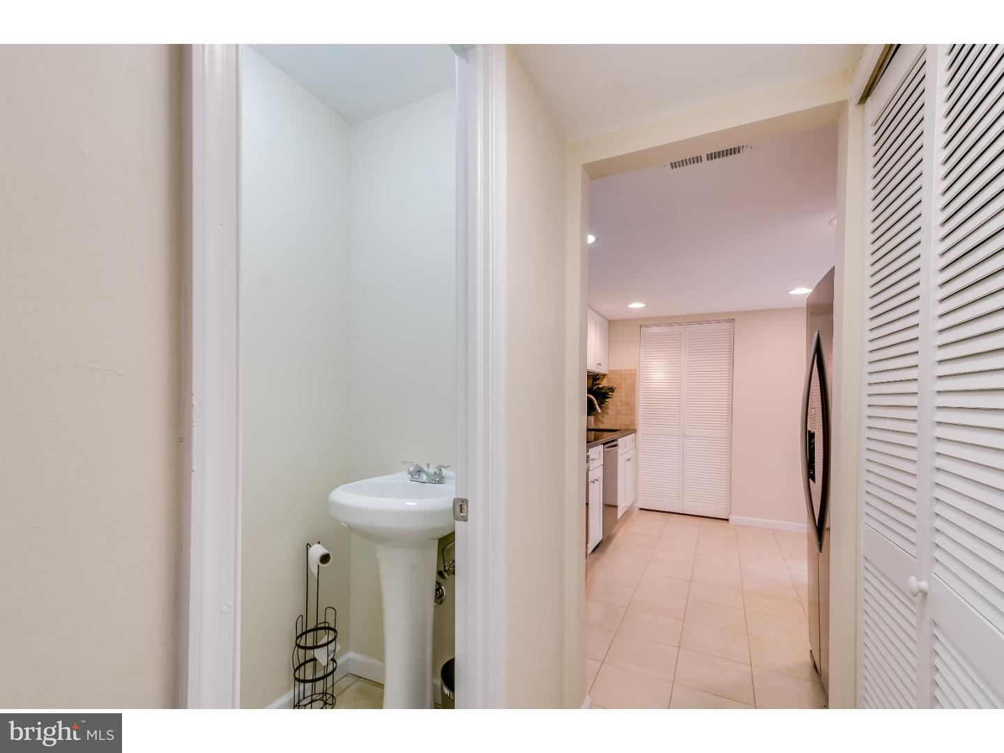 16 Rittenhouse Court Willingboro, NJ 08046 - Photo 12 of 21