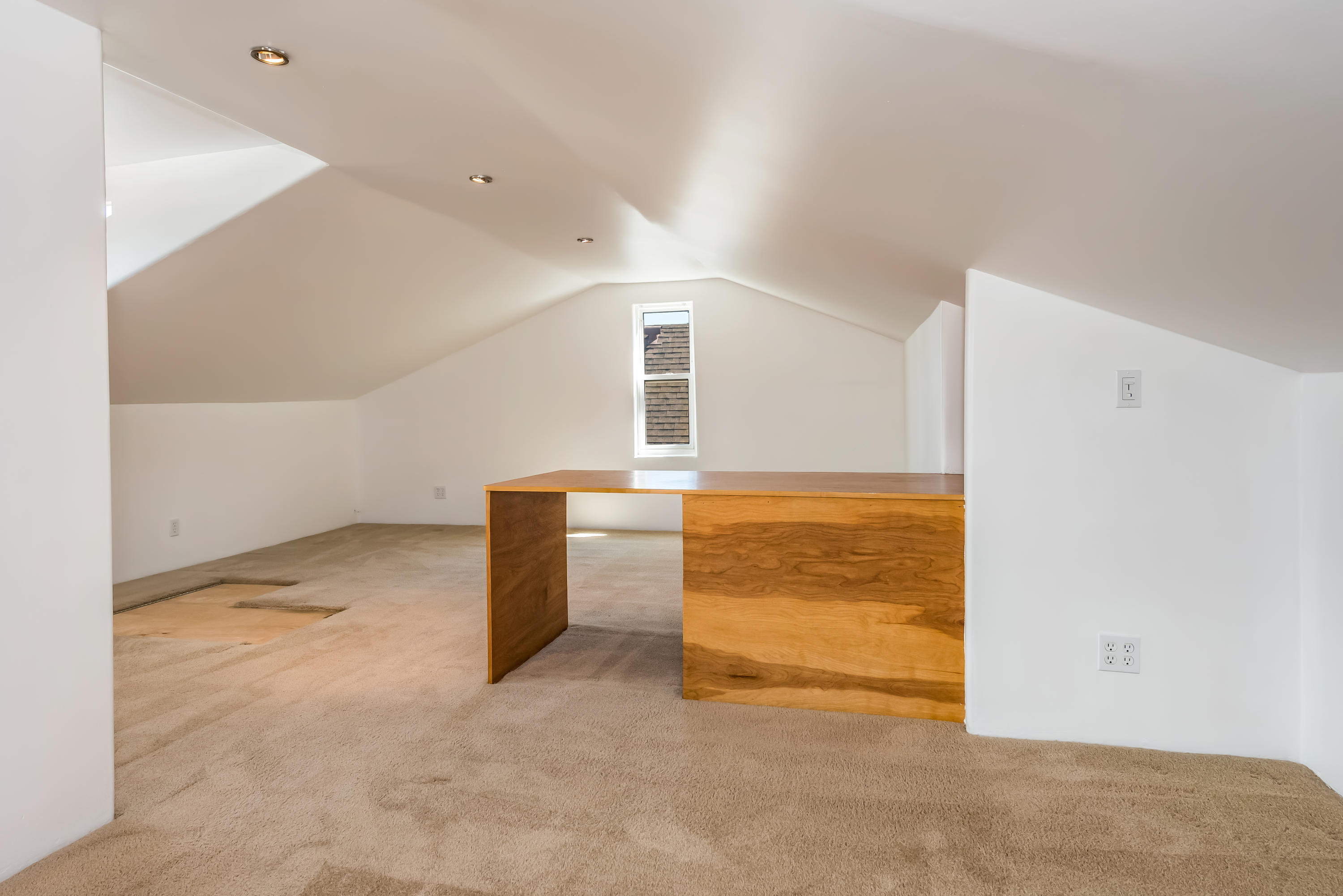 1536 Clearview Road Santa Barbara, CA 93101 - Photo 14 of 20 Attic Bonus Room