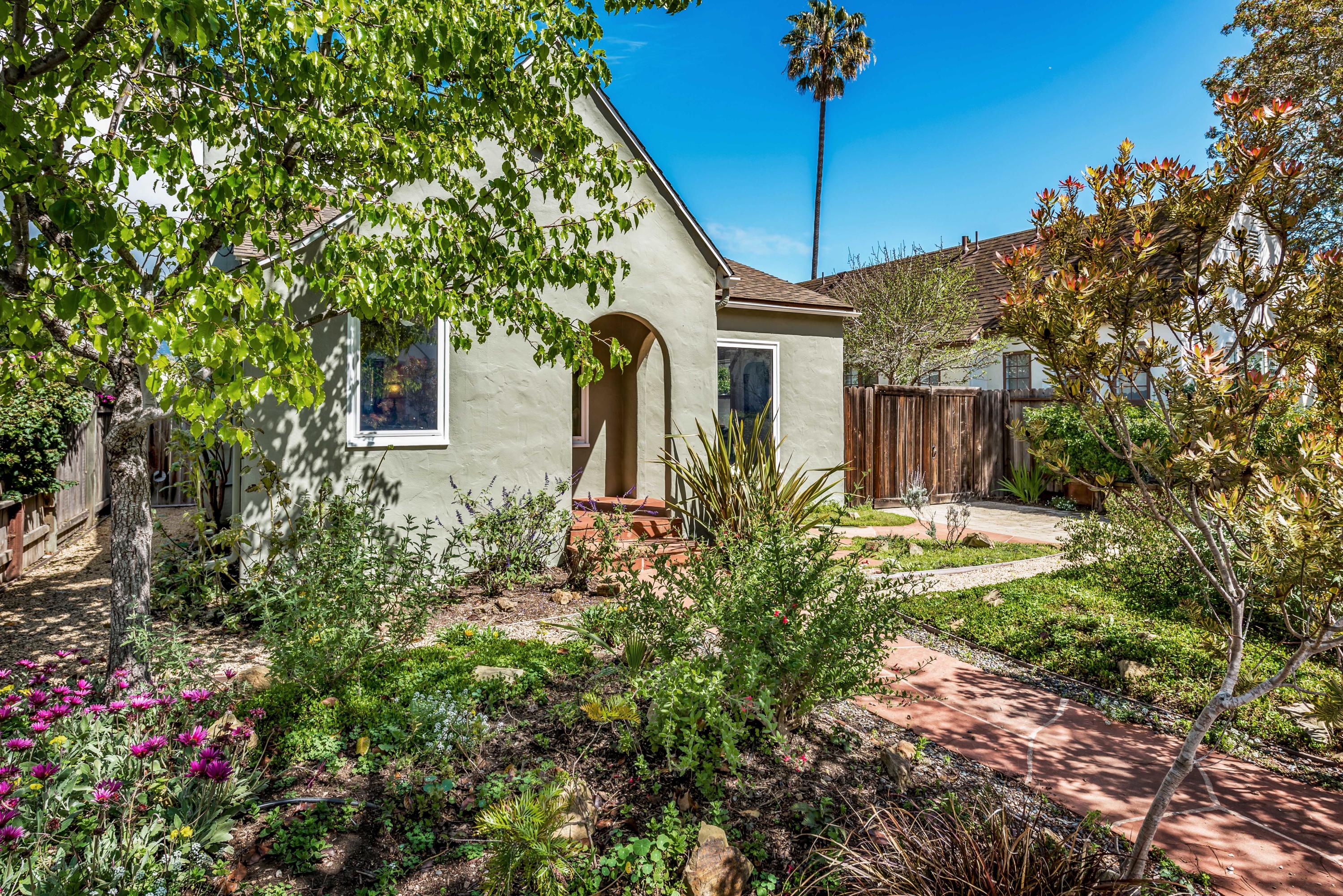 1536 Clearview Road Santa Barbara, CA 93101 - Photo 3 of 20 1536 Clearview Road