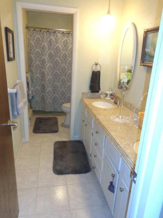 1679 Anderson Road Cassopolis, MI 49031 - Photo 24 of 36 Bathroom