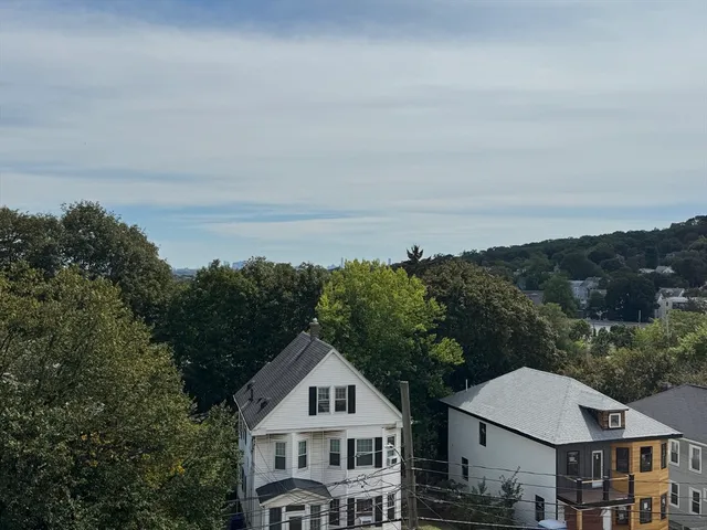 $720,000 | 14 Park Avenue Extension, Arlington, MA 02474