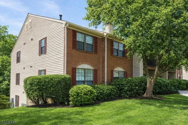 $399,000 | 347 Penns Way, Bernards, NJ 07920