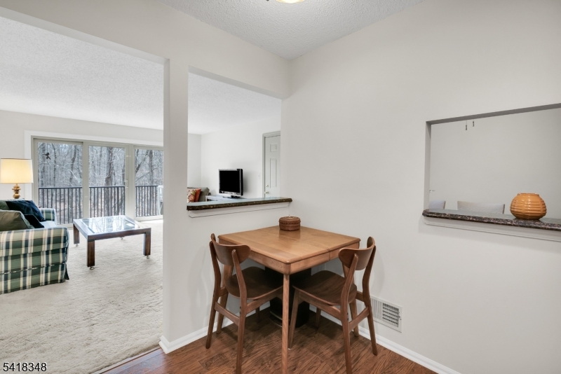 347 Penns Way Bernards, NJ 07920 - Photo 12 of 30