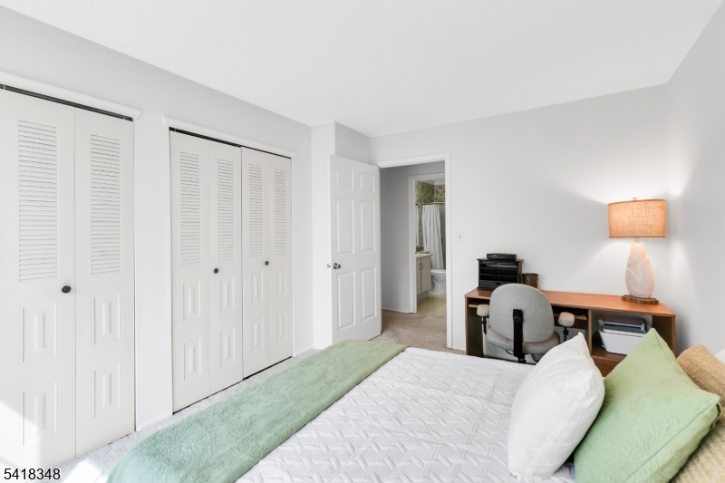 347 Penns Way Bernards, NJ 07920 - Photo 19 of 30