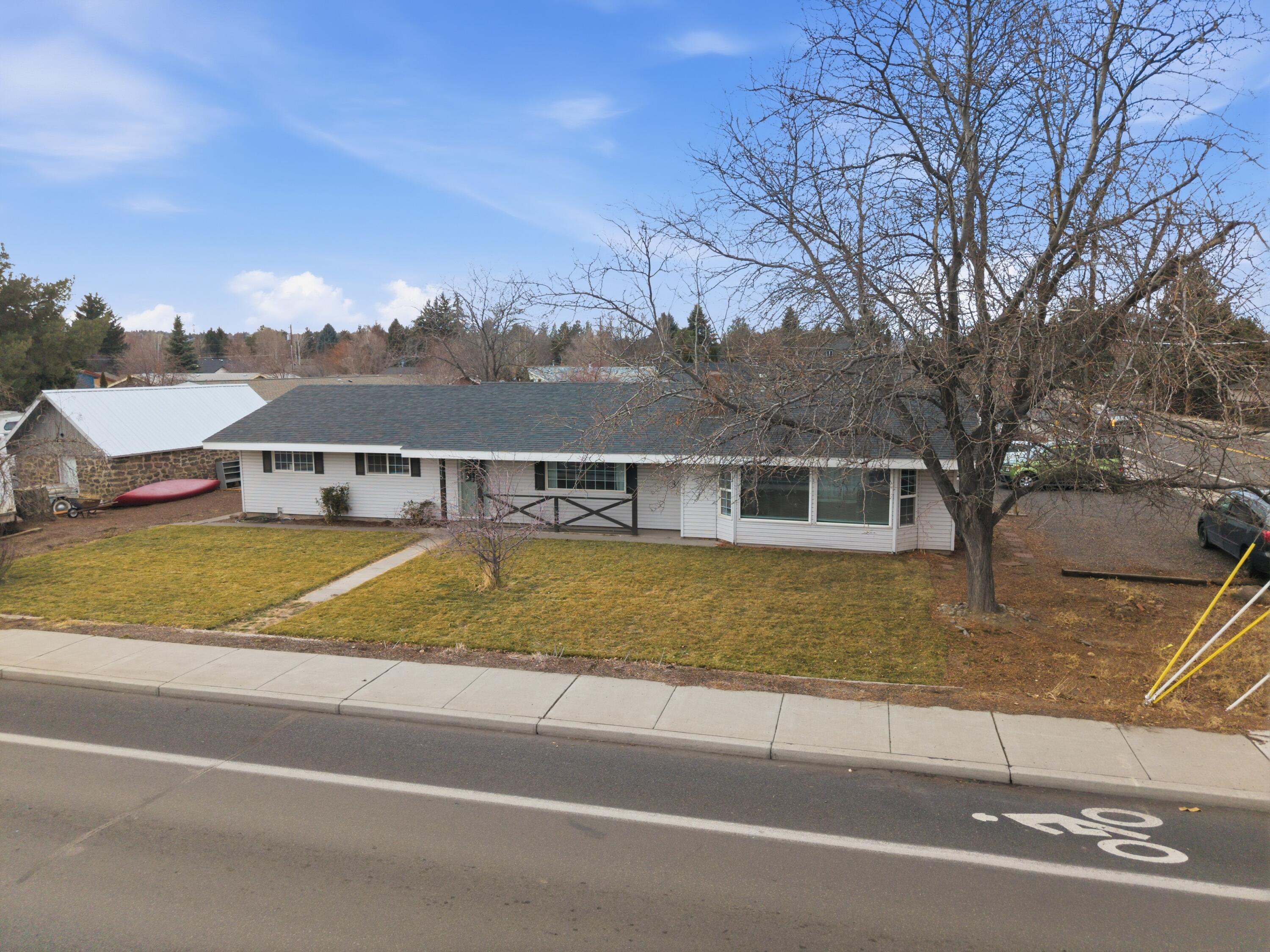 1915 Southwest 23rd Street Redmond, OR 97756 - Photo 2 of 22