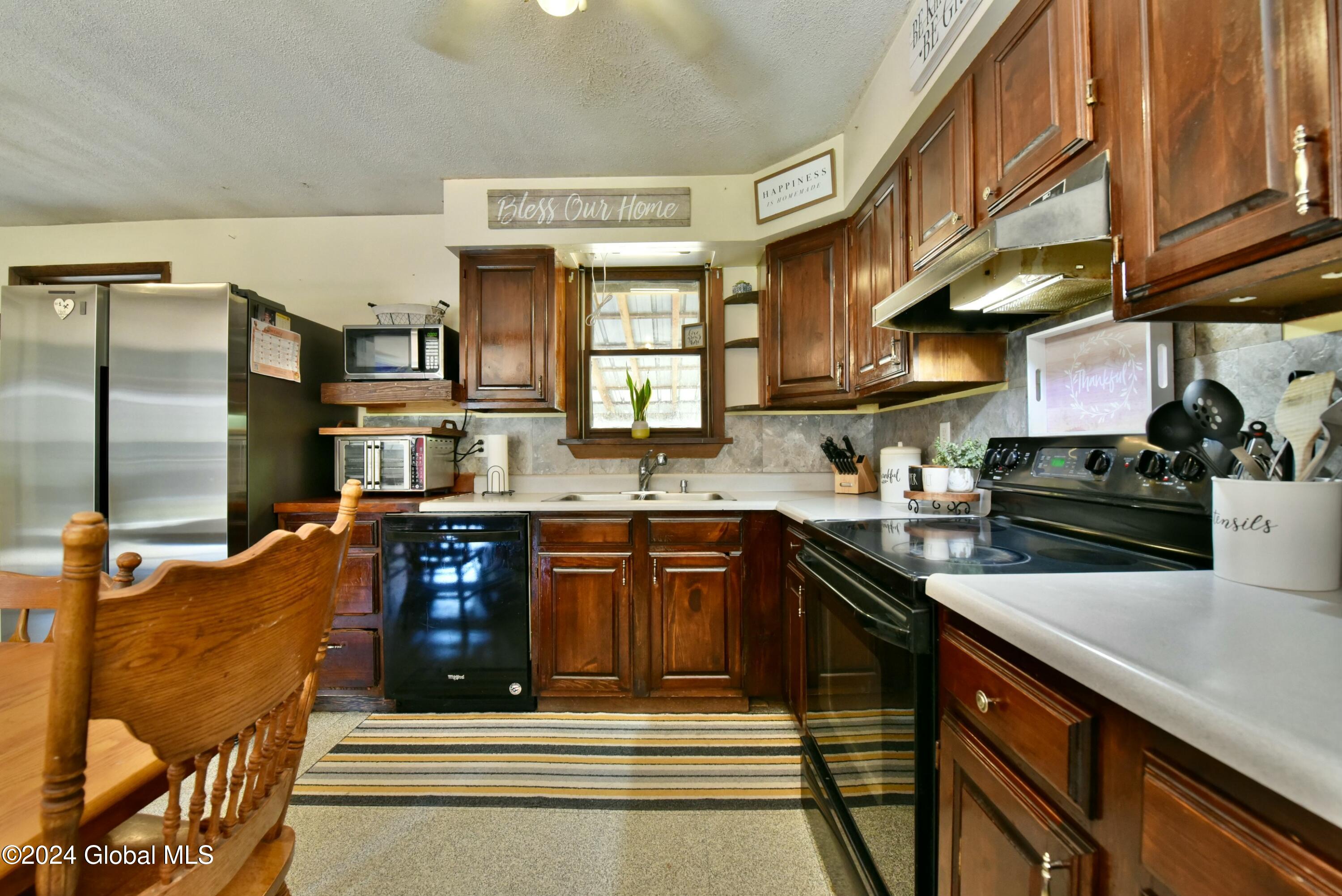65 Barney Road Greenfield, NY 12850 - Photo 15 of 49 tempImageQGSRwL