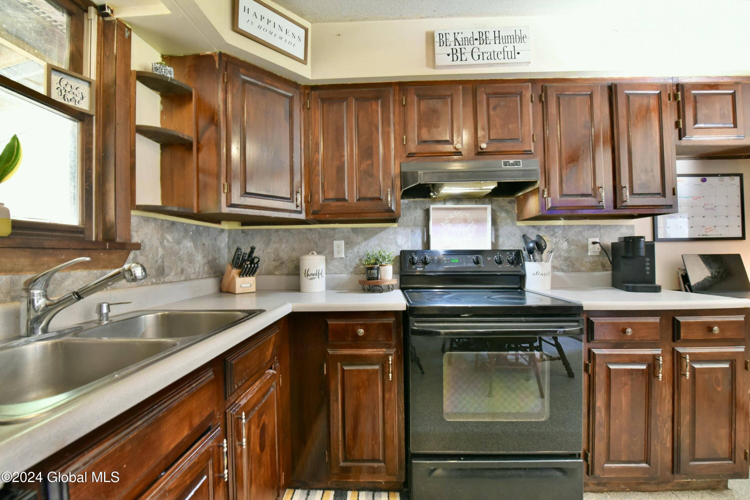 65 Barney Road Greenfield, NY 12850 - Photo 16 of 49 tempImage1b9BNP