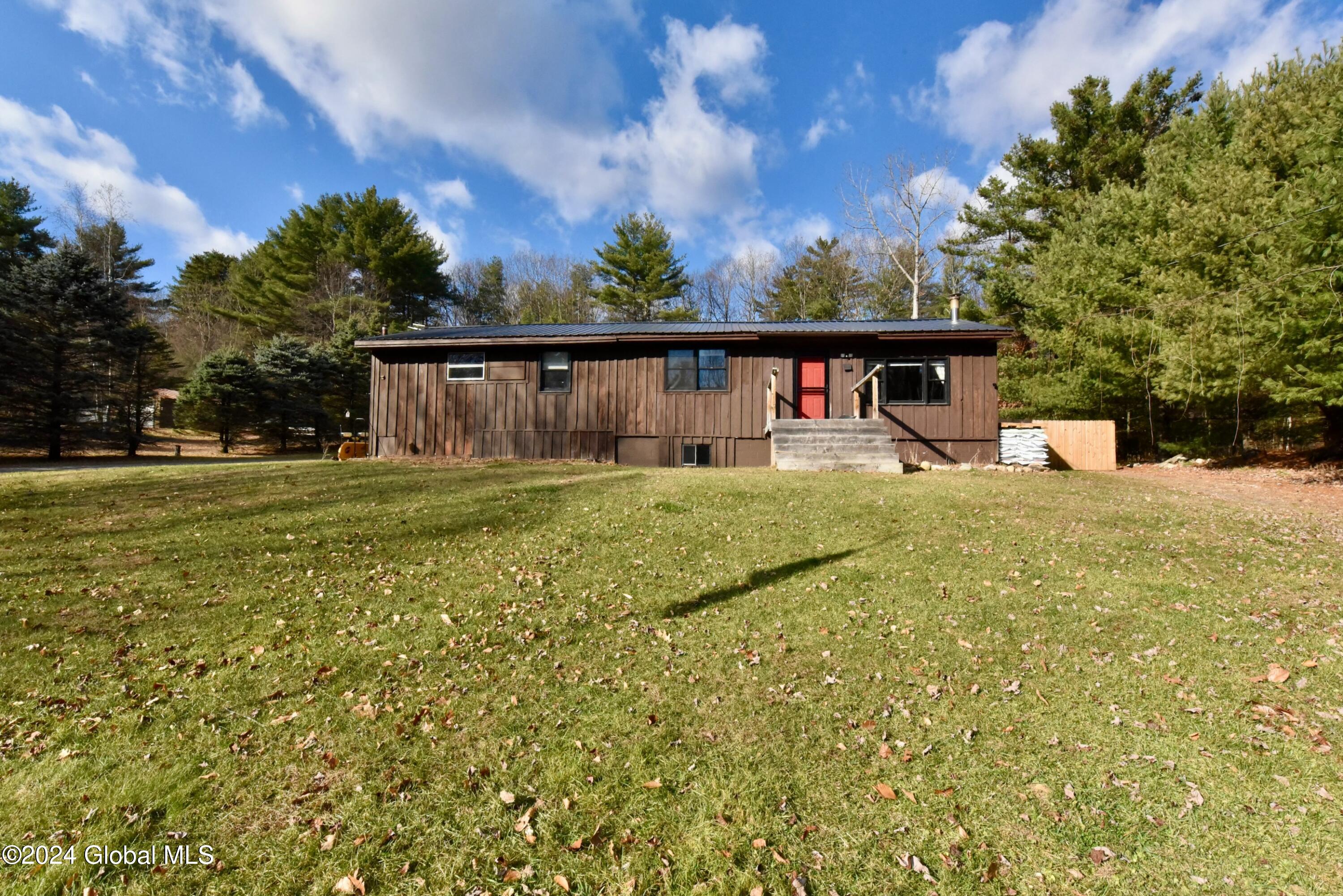 65 Barney Road Greenfield, NY 12850 - Photo 2 of 49 tempImage3ET9Gv