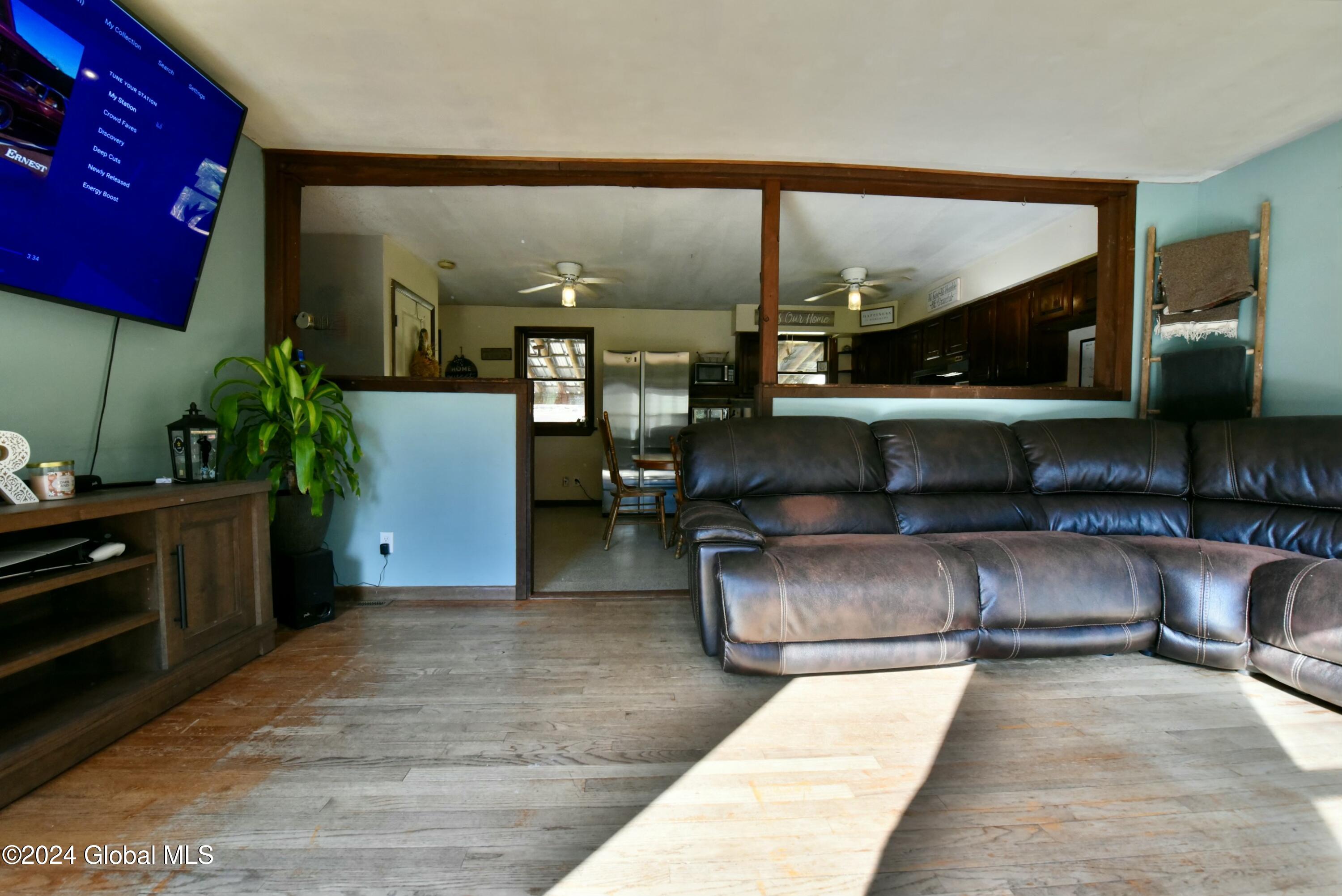 65 Barney Road Greenfield, NY 12850 - Photo 9 of 49 tempImageJcfzVN