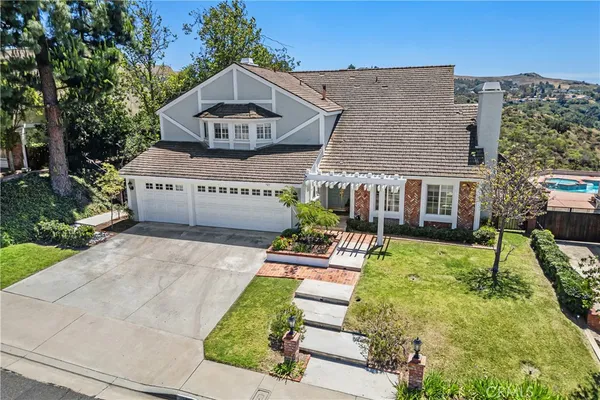 $1,649,000 | 781 South Goldfinch Way, Anaheim Hills, CA 92807
